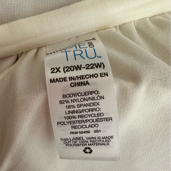 Time and Tru Womens Pink, Purple, Blue Abstract Bandeau Tube Style Bikini Top 2X - Picture 3 of 11